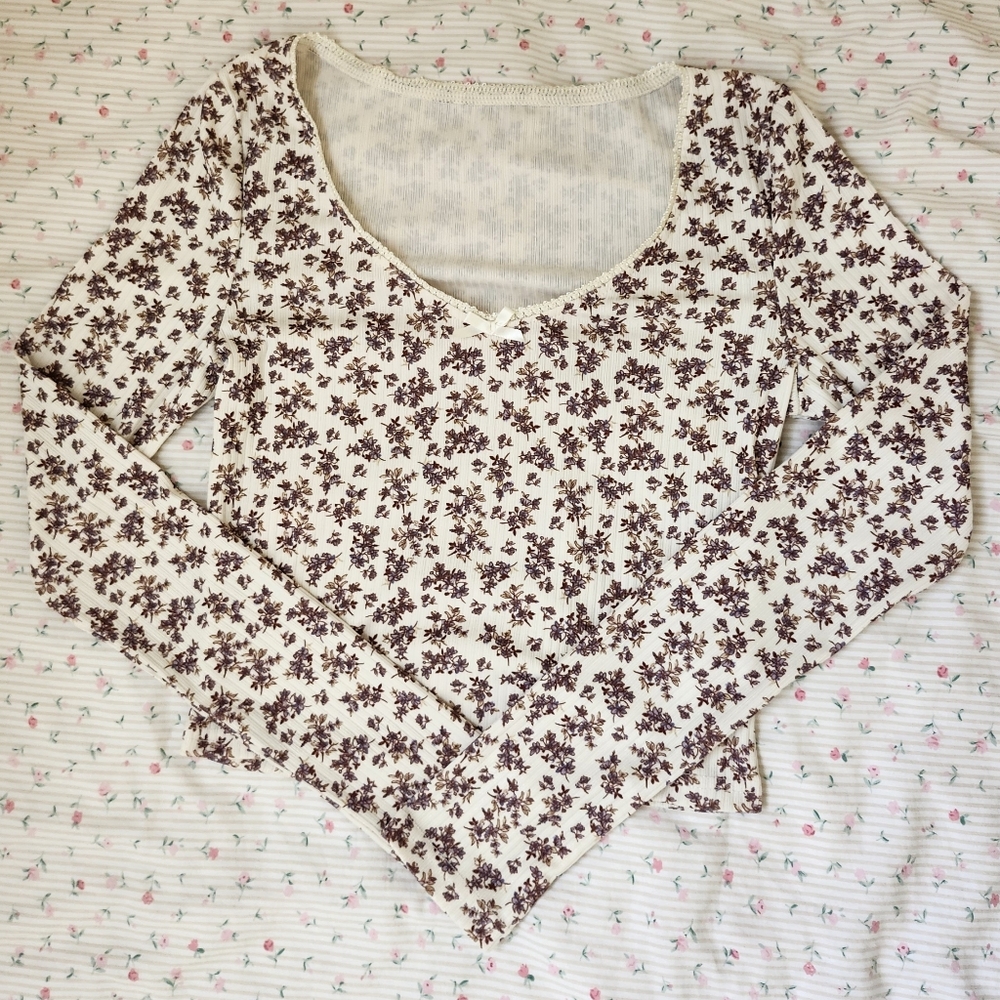 Floral Longsleeve Blouse